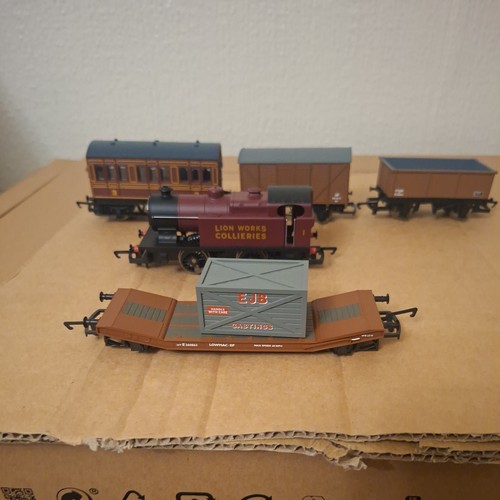 Hornby gauge 0 - gauge, lion