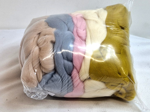 Chunky merino wool felting - chunky,