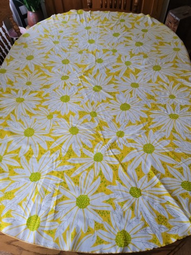 Vintage vera daisy flower - daisy,