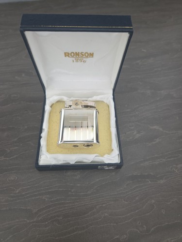 Ronson whirlwind lighter boxed - whirlwind,