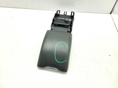 Armrest centre console lid - centre,