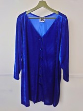 Sixteen 47 1647 Velvet Top