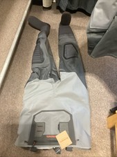 Simms Confluence Stocking Foot Wader Mens L 12-13