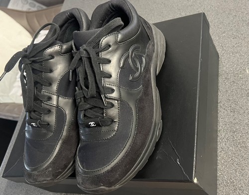Chanel black logo - cc,