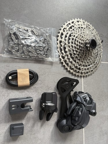 Shimano deore m6250 di2 - deore,