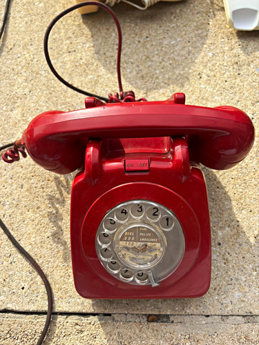 Red rotary dial corded - dial,