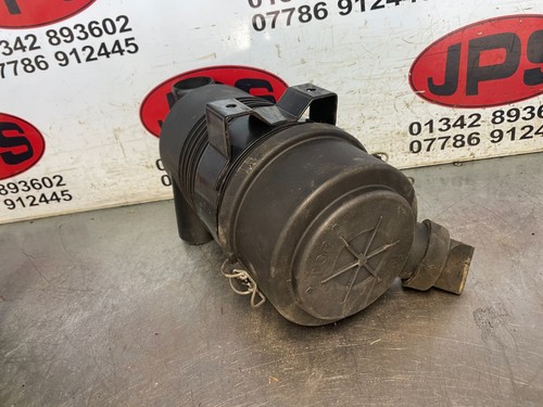 Plastic donaldson air filter