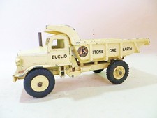 DINKY 965 EUCLID REAR