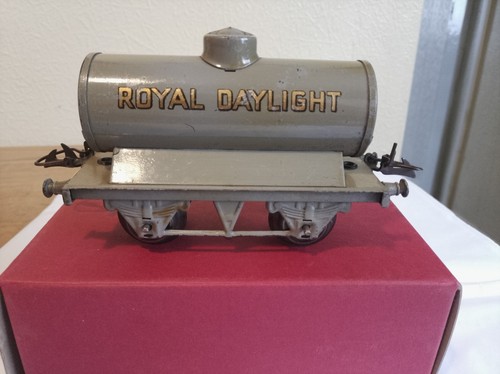 Hornby gauge petrol wagon - hornby,