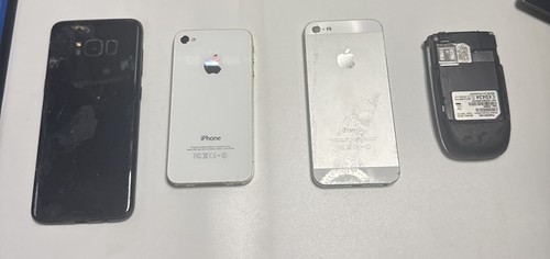 Small job lot mixed phones - job-lot,