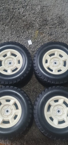 Tamiya cc01 land cruiser - land,