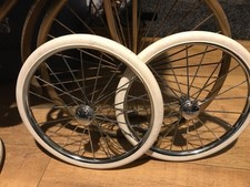 PAIR OF VIVNTAGE SILVER CROSS COACH PRAM WHEELS 14 INCH QUICK RELISE