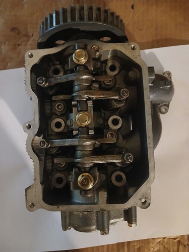Yamaha 25hp outboard cylinder - 25hp,