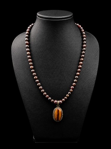 Natural garnet beaded necklace - natural,