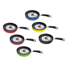 Novelty Frying Pan Shaped with Fried Egg Non-Ticking Wall Clock Ornaments