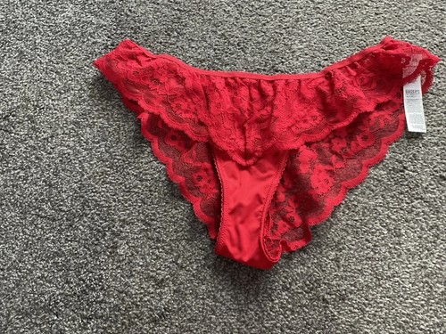 Redcurrant red lace - m&s,