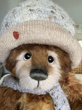 Charlie Bears Isabelle Lee Daffy LTD Retired Hatty. Excellent Condition Tags.