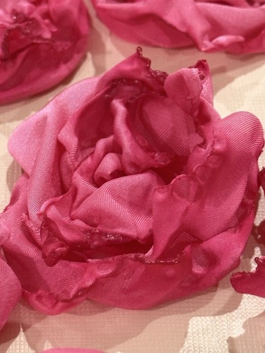 Big rose buds - 10,