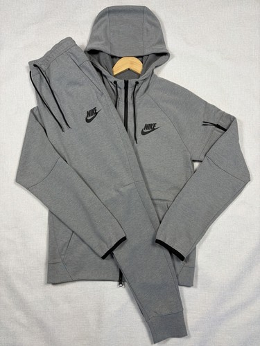 Nike tech fleece tracksuit set - fleece,