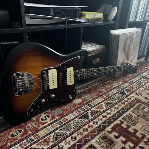 Custom built jazzmaster - built,
