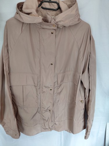 Zara hooded windbreaker - zara,