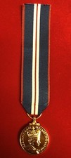 QUEENS GOLDEN JUBILEE MEDAL