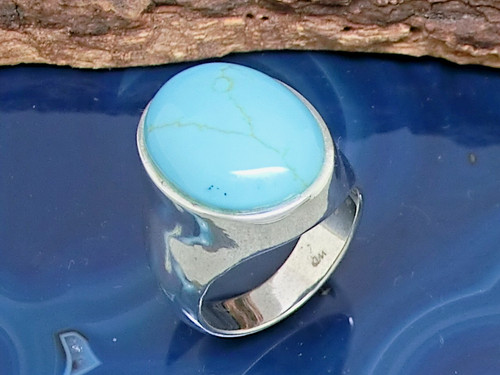 Heavy signet ring with - signet,