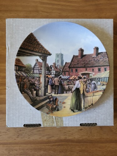 Royal doulton bone china plate - doulton,