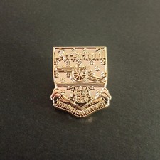 ARSENAL FOOTBALL CLUB ASSORTED PIN BADGES