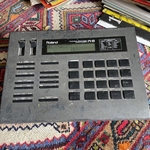 Roland drum machine human - r-8,