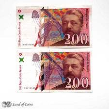 FRANCE: 2 x 200 French Franc Banknotes.