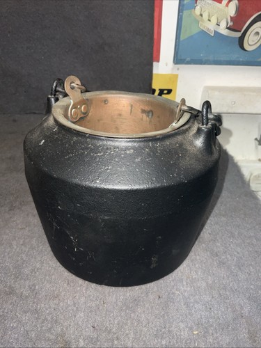 Antique cast iron pint - antique,