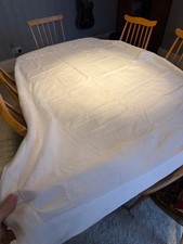 Beautiful VINTAGE TABLECLOTH