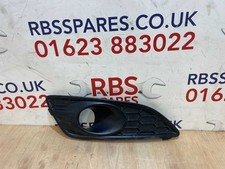 Ford Fiesta ST Line Fog Light Grill Right 13-17 P.n C1BJ-15A222-AA