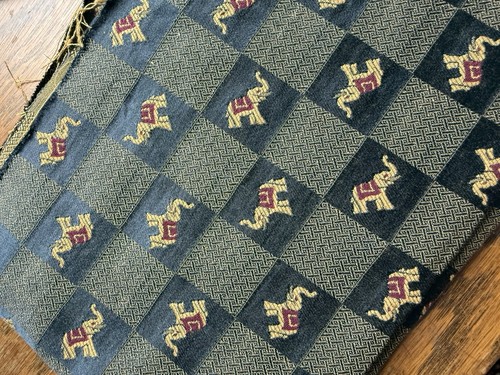 Vtg tapestry medium - vtg,