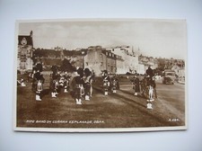 Oban – Pipe Band on Corran Esplanade. (Bagpipes, Kilts, Tartan, Old Bus etc)