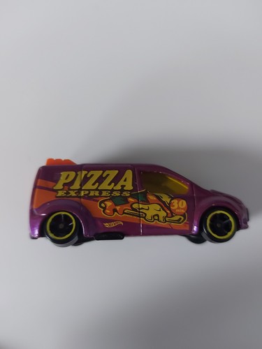 Hot wheels ford transit - hot,
