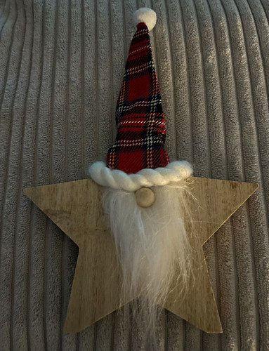 Heaven sends gnome wooden star - sends,
