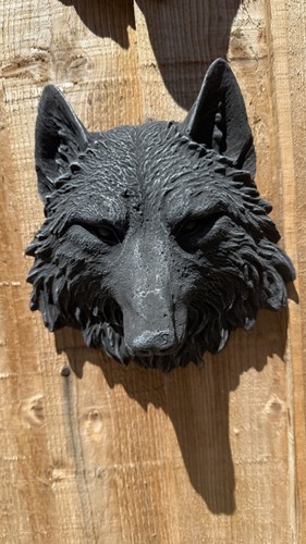 Concrete wolf head - head, hanging