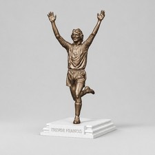 Trevor Francis Statue –