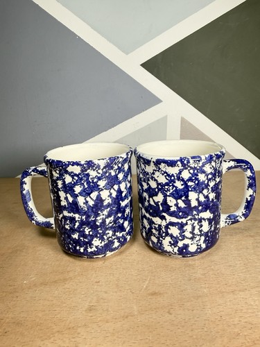 Vintage blue spongeware mugs - blue,