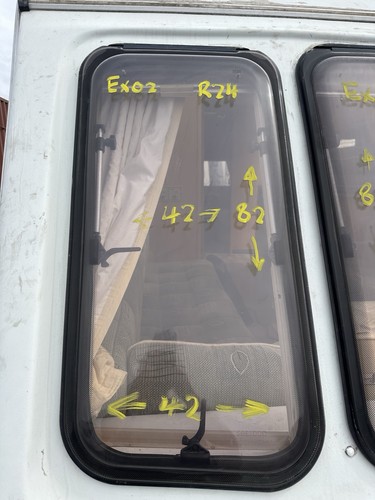 Elddis compass caravan - /,