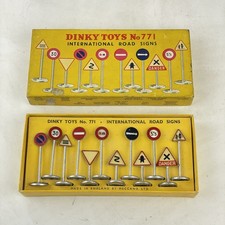 Vintage boxed dinky toys - boxed,