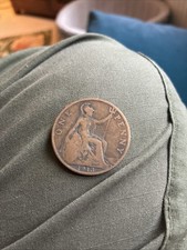 Rare and Collectible 1913 King George V Penny Coin In Good Condition