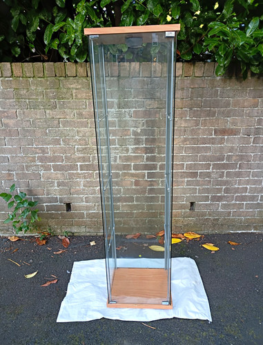 Safety glas lockable showcase - lockable,