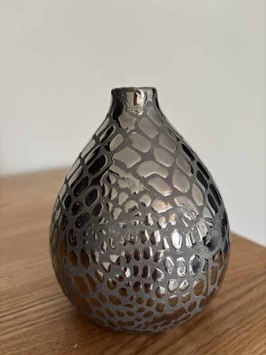 11cm tall ceramic metallic bud - 11cm,