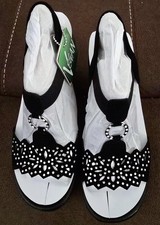 🆕 Skechers Rumblers-Queen B