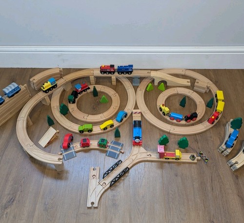 Wooden train track bridges - wooden,