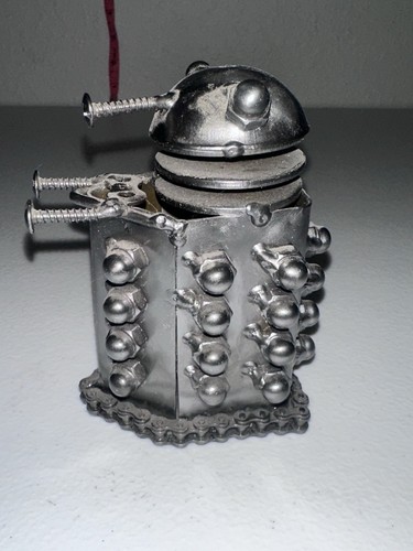 Dalek steampunk metal art - steampunk,