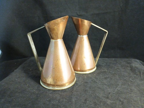 Copper vintage jugs with - 2,
